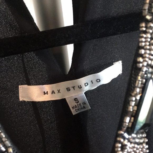 Max Studio Chiffon tunic with beaded collar - Picture 4 of 6